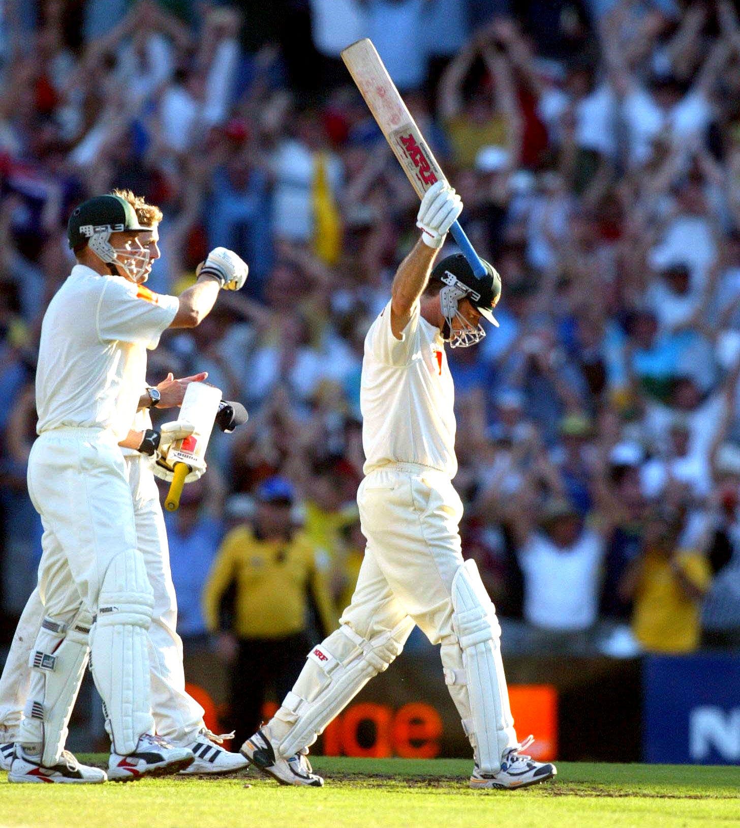 05-Ashes-©Phil-Hillyard-Steve-Waugh-last ball undred-SCG.jpg