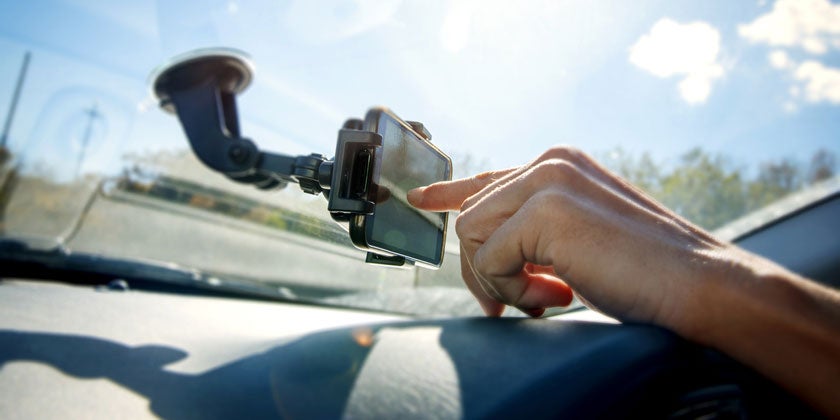 driver using motoring app