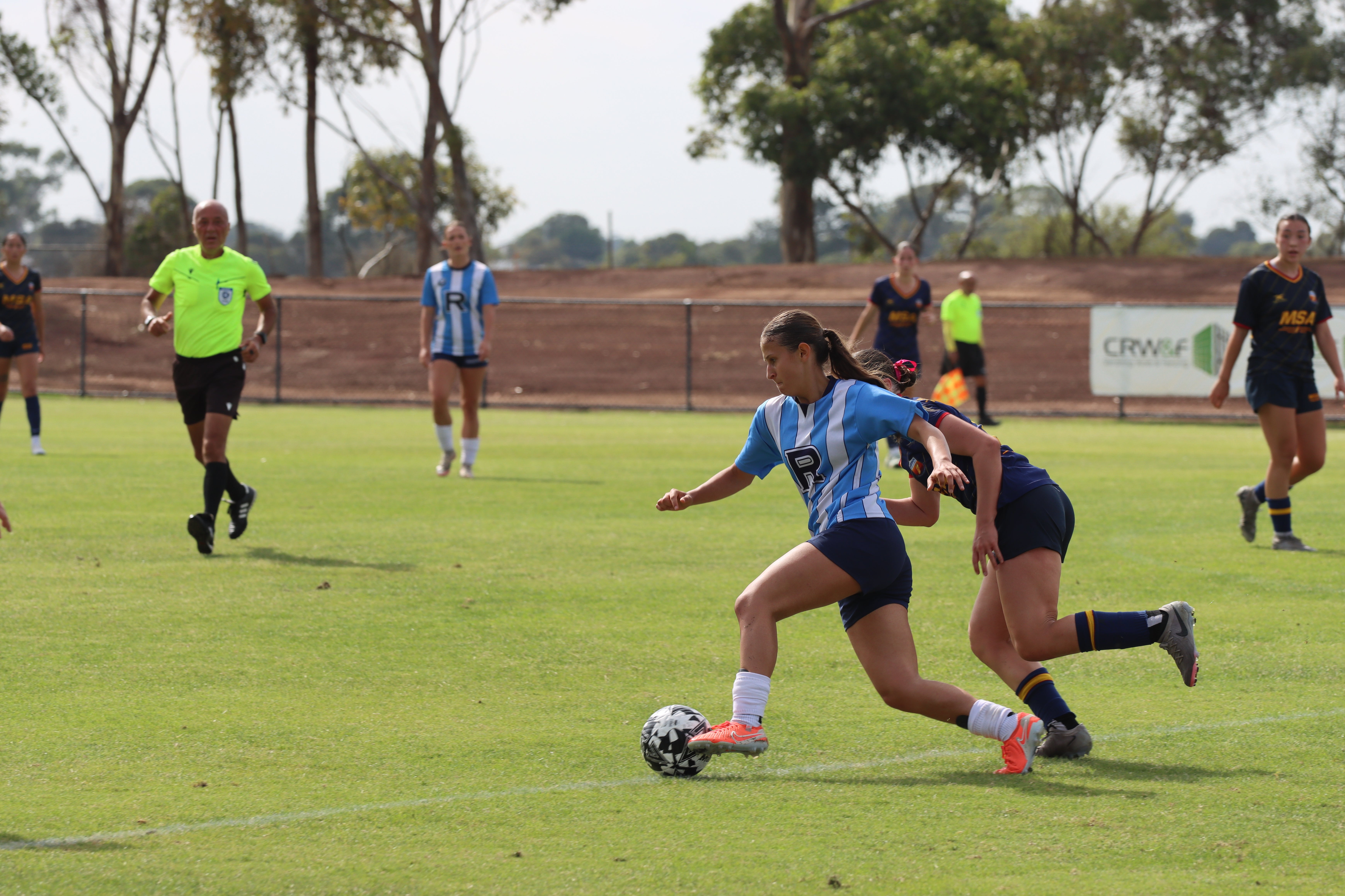 InterschoolSport-Football-GirlsTeam.JPG