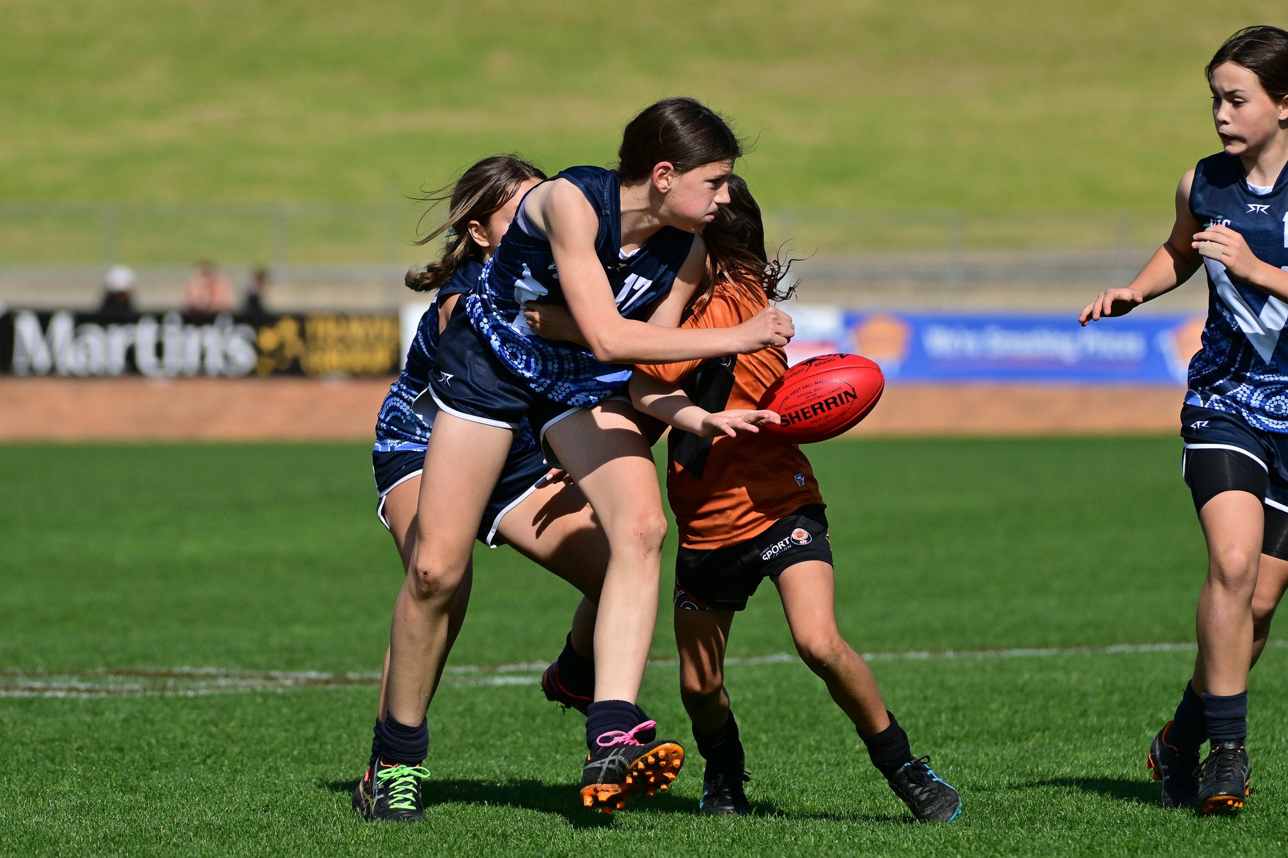 2023TeamVicAFLGirls22.jpg