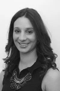 Lauretta-Karreman-bw