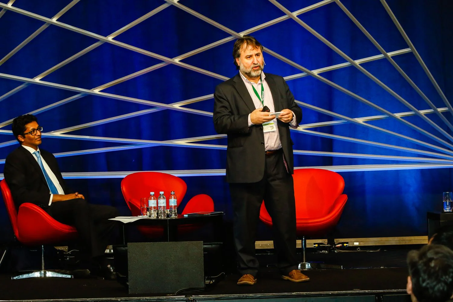 A photo of Stephen Huppert presents on Digital Disruption at the 2015 Actuaries Summit