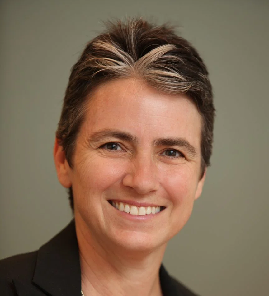 Jennifer Lang