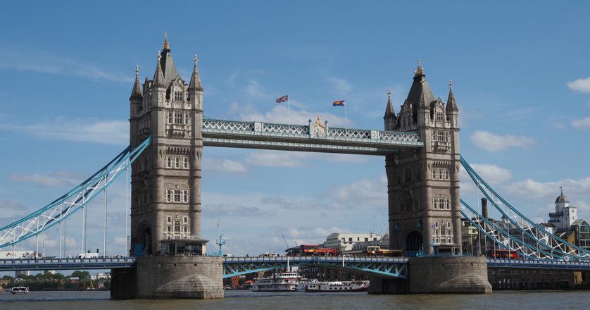 A photo that author Stephen Goh took of the London Bridge in London.