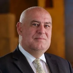 Dr George Nassios