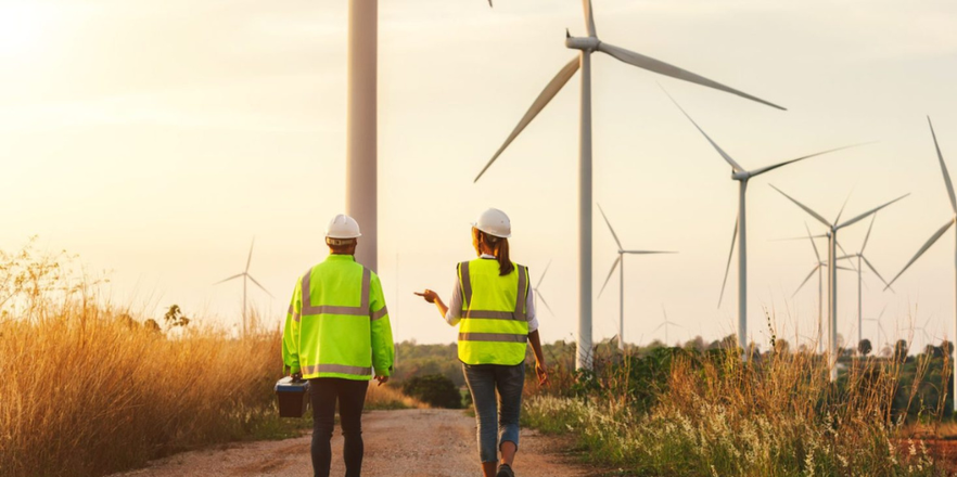 Wind turbine workers walking 