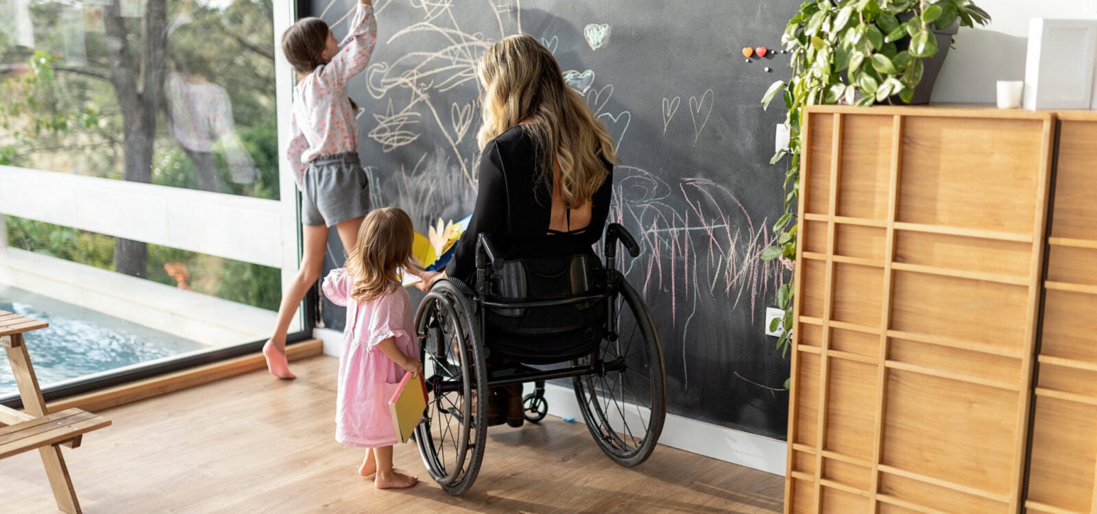 Stocksy_txp6197d462MUm300_Large_4270991