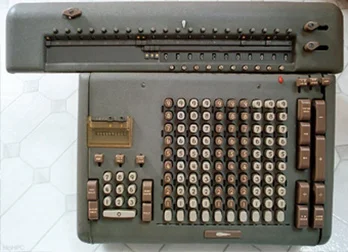A 'marchant' calculator.