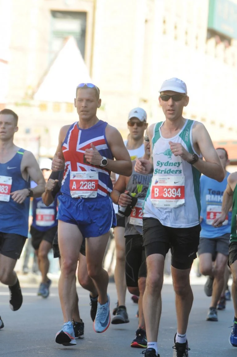 A photo of actuary Tim Furlan competing in the Chicago Marathon.