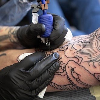 Does tattoo ink give you cancer? | Cancer Council