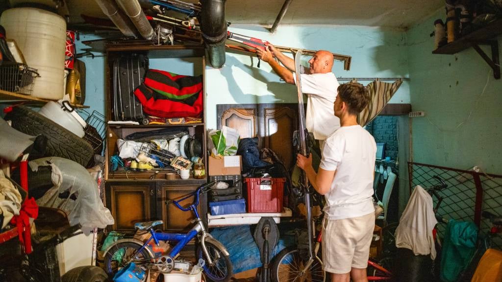 How to turn your clutter into cash Choosi