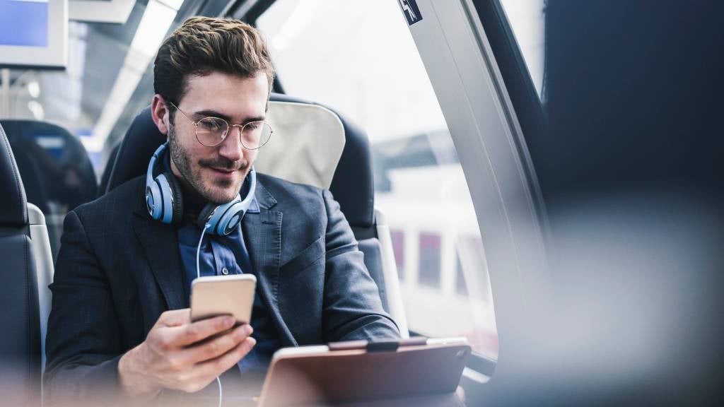 Public transport vs car: Making the best transportation choice | Choosi