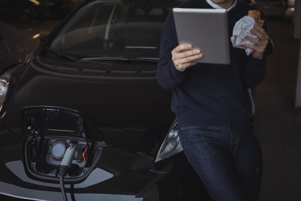 Enhancing BEV Buying Journeys with a Digital Concierge