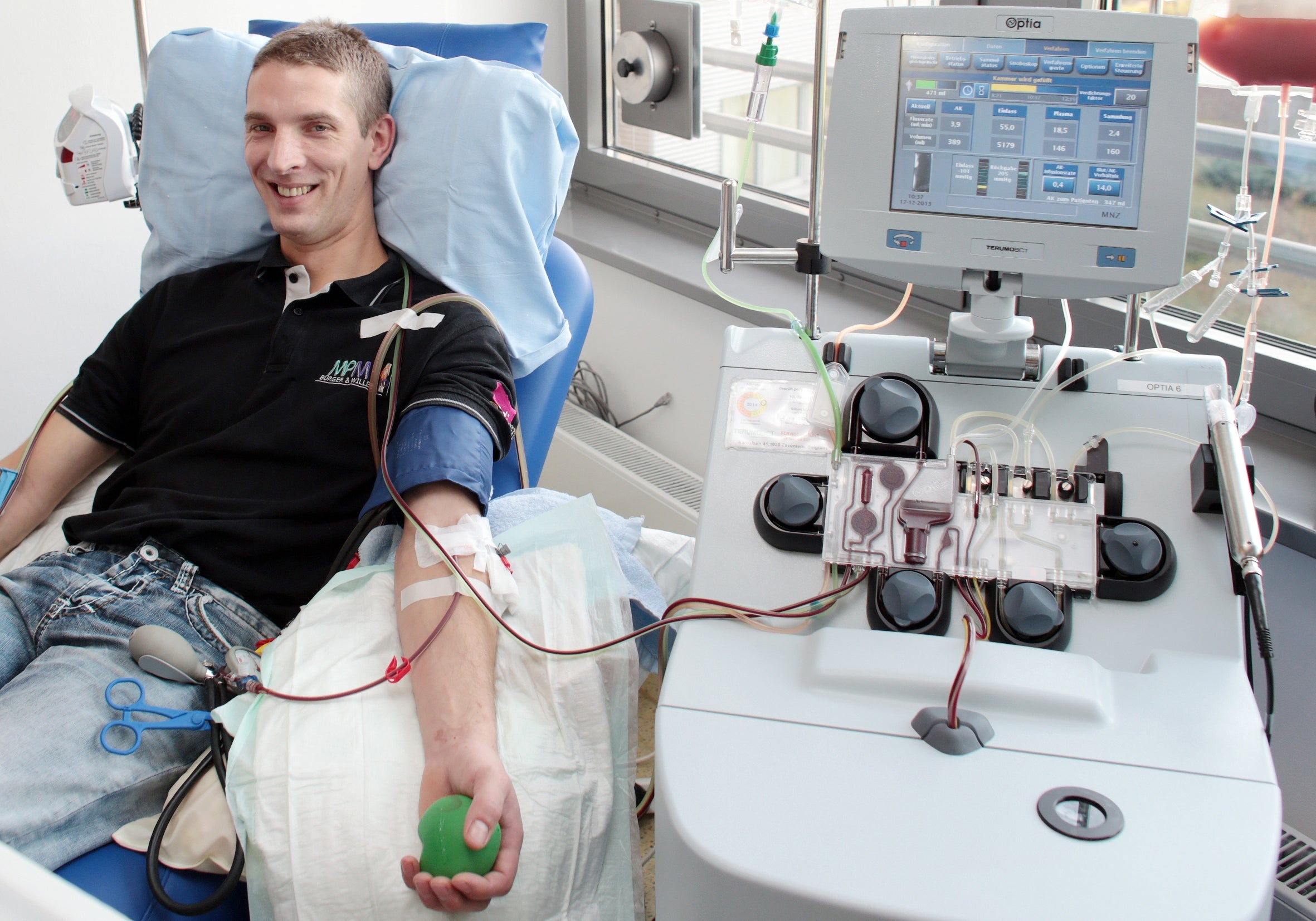 Peripheral stem cell collection by a man