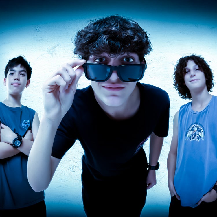 Wave Raiders - triple j Unearthed