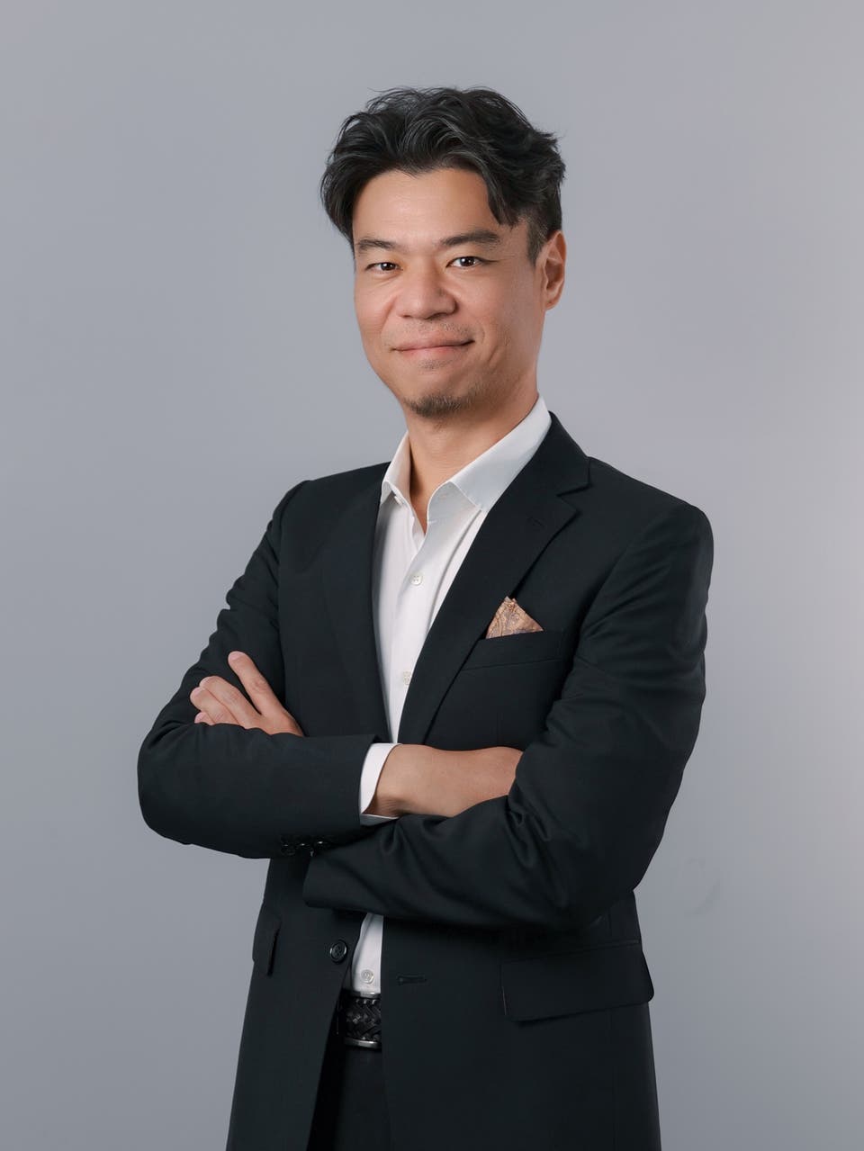 Taku Ozaki (Chief Client Officer, JP Business & Managing Director, Taiwan dentsu)