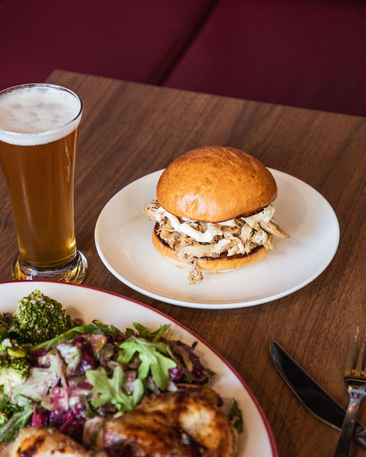 Pickett's Deli & Rotisserie Melbourne Airport