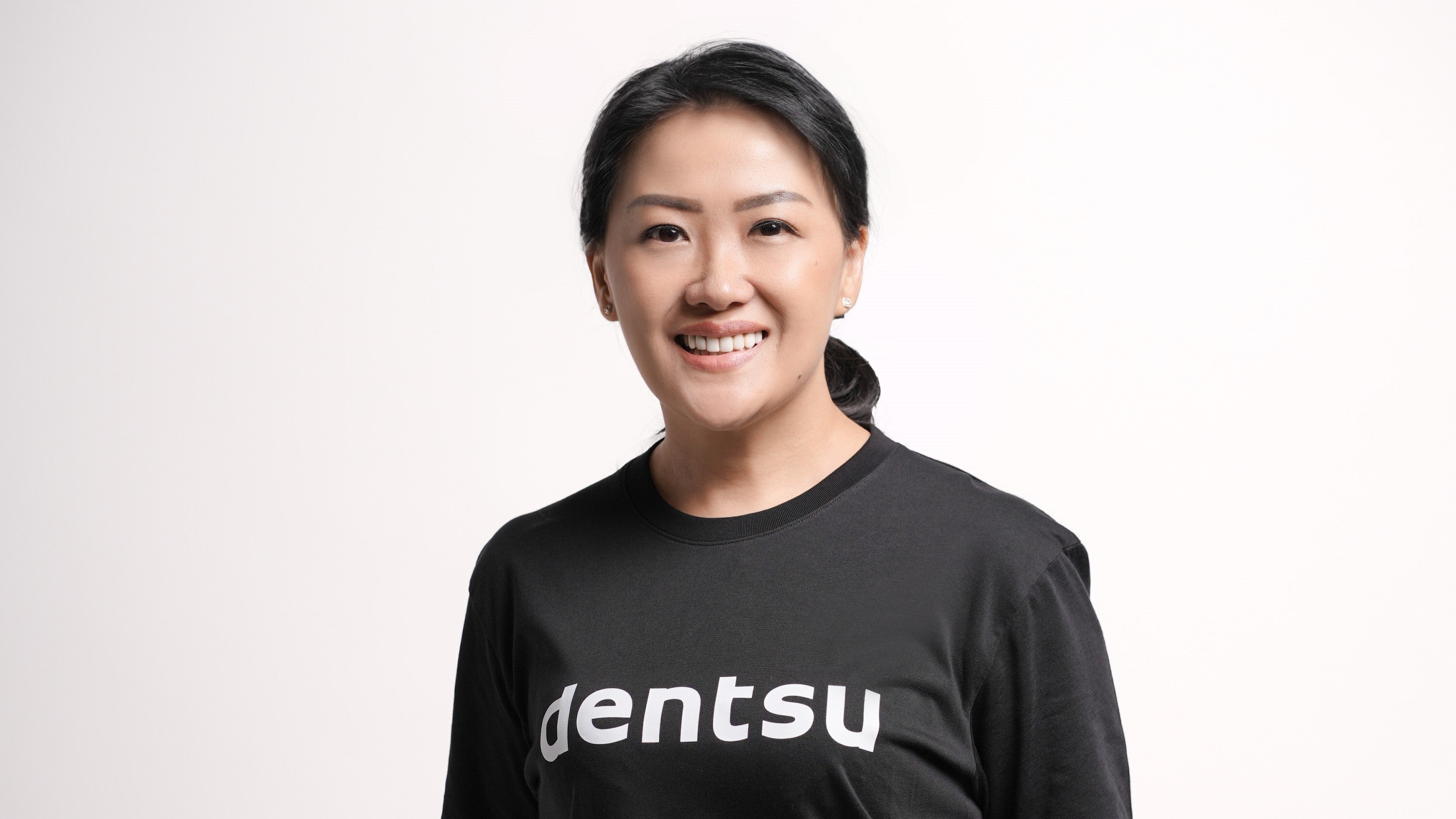 Dentsu appoints Elvira Jakub as CEO of Indonesia