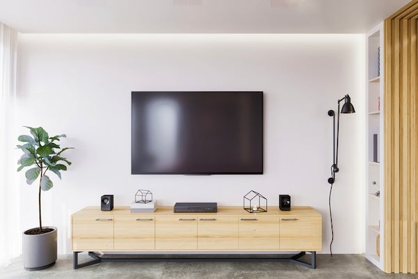 客廳NG裝潢8：插座數量過少、位置錯誤