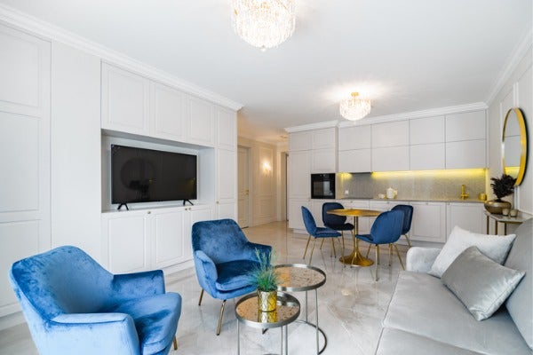 隱藏式電視牆收納櫃設計