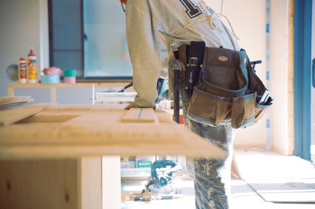 ▲裝潢時由木工師傅現場製作木作櫃