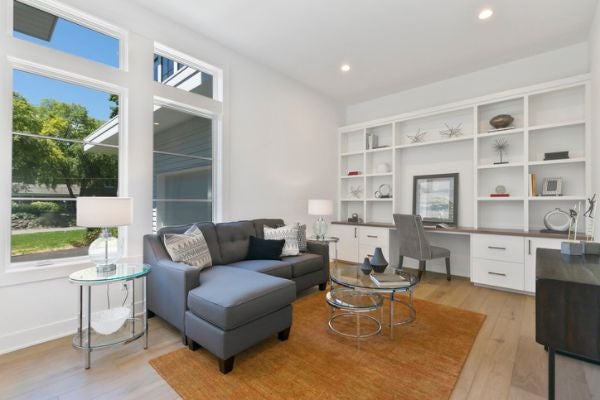 北歐風客廳_收納櫃靠牆設計