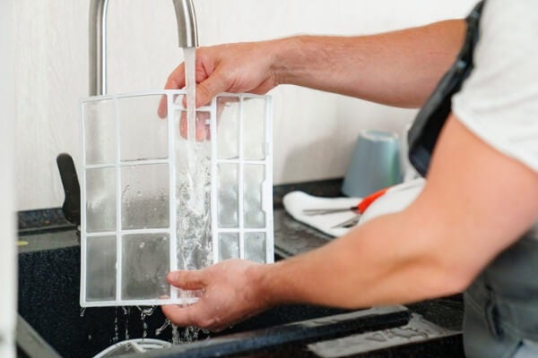 DIY清洗冷氣濾網