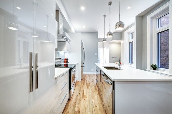 如何在二字型廚房創造更多收納空間？