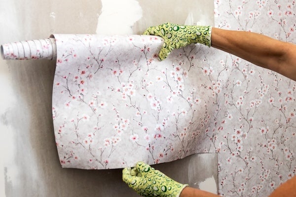 如何進行牆紙對花？