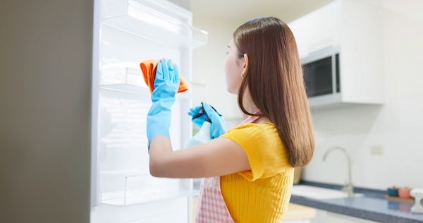 冰箱要用什麼清潔？