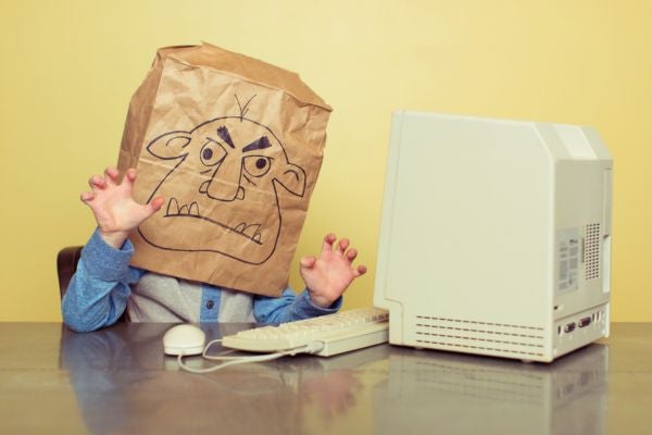 何時該無視酸民