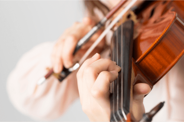拉小提琴時的注意事項