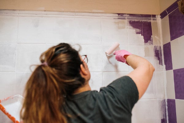 浴室油漆優缺點一次睇，漆油選擇與髹油步驟總整理