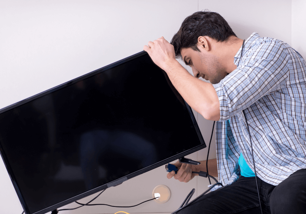 電視維修該找誰？故障狀況與費用整理