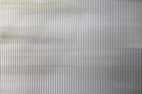 長虹玻璃全面解析：用途、優缺點與安裝建議