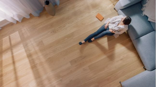 地板選擇指南：木地板、塑膠地板、磁磚地板怎麼挑？