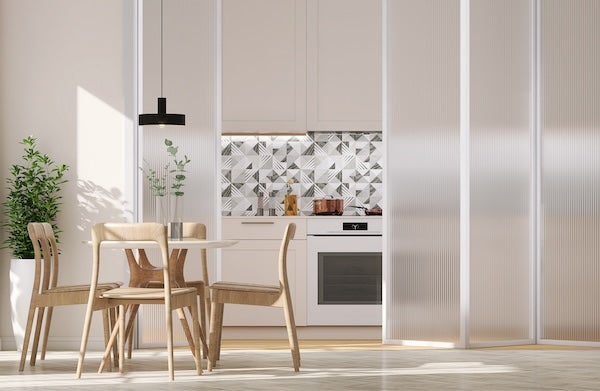 兼顧烹飪與社交互動，半開放式廚房設計指南！