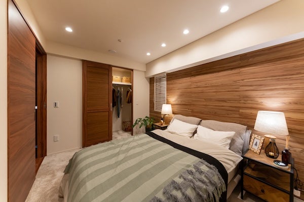 步入式衣櫃規劃指南，打造夢想衣帽間！