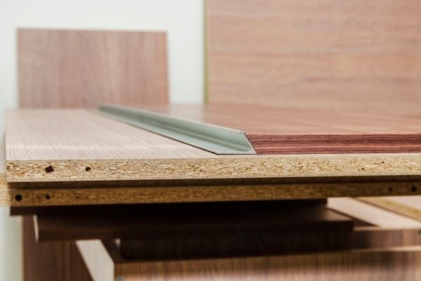 密集板的木屑結構較細緻