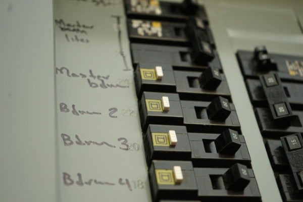 漏電斷路器也叫做漏電保護器