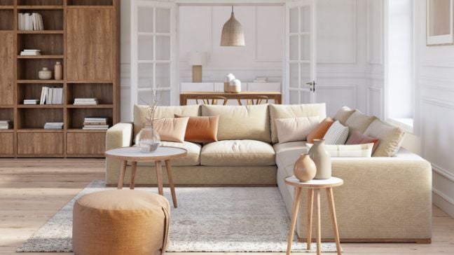 北歐風小坪數空間設計，採用抱枕、實木家具拓展收納空間