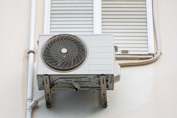 將冷凝水直接排入污水管