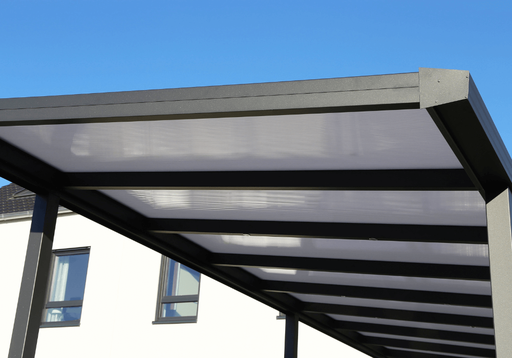 不透光鋁塑板採光罩，完全阻隔紫外線