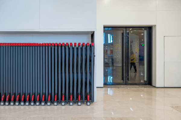 簡易伸縮門材質比較