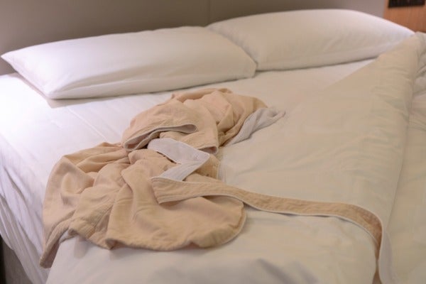 起床後不要馬上折棉被