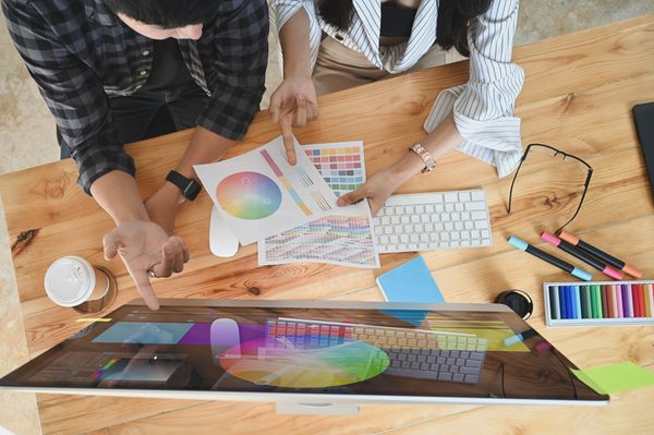 10個品牌識別系統範例，給您設計CIS的絕佳靈感