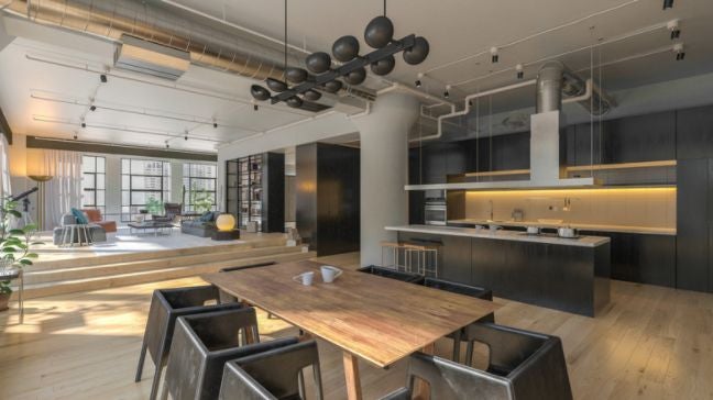 工業風中古屋設計，不作天花，讓水電管線裸露