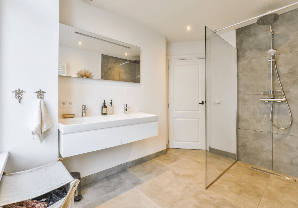 浴室防滑地板安裝，打造安全舒適的浴室空間