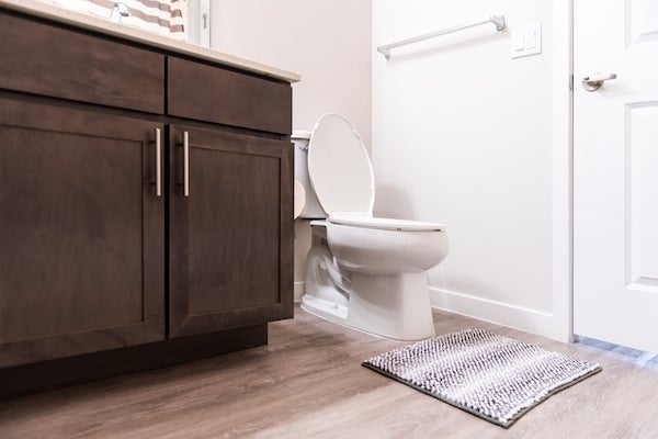 浴室木紋磚地板