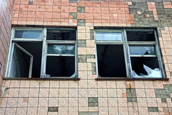 磁磚外牆防水：外牆漏水導致磁磚掉落